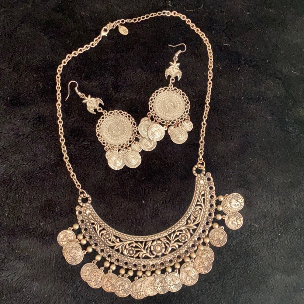 Boho necklace and earrings set